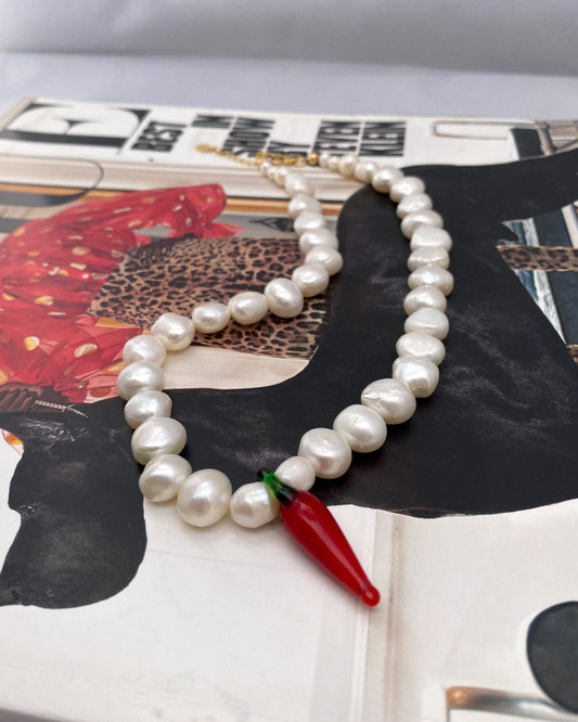 The chili pearl necklace