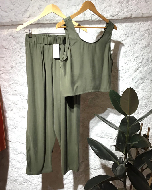 Elisa crop top + trouser tencel set. - Plhi studio