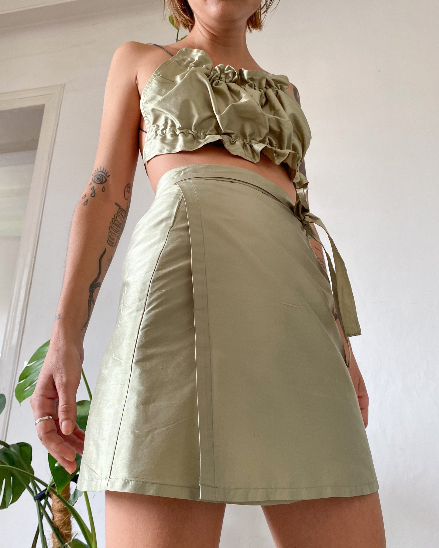 Pale green Mini wrap skirt, raw silk
